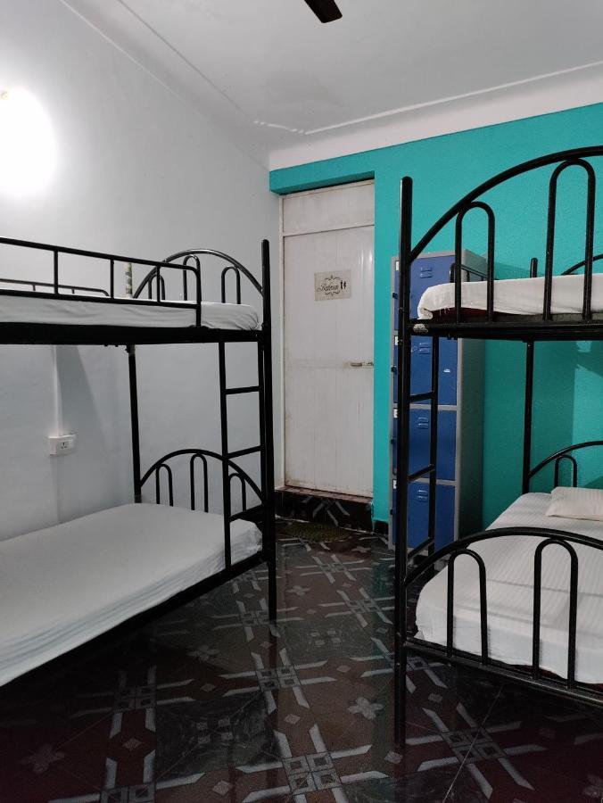 أنجونا Goanvibes Hostel المظهر الخارجي الصورة